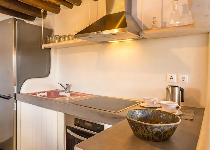 Vakantiehuis Spiti Anita, Superior Master & Double - Pristine, Serene, Beautiful Views